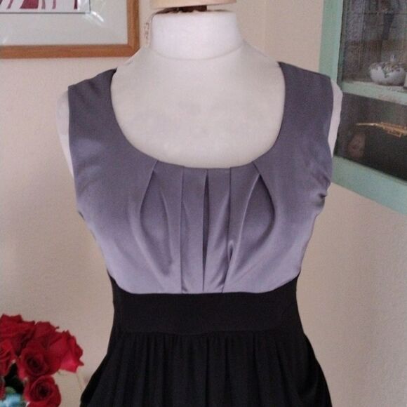 En Focus Studio Dress - Picture 2 of 11